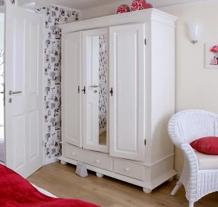 Nanny Und Helene Дом отдыха *