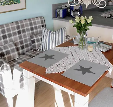 Nanny Und Helene Uphusum